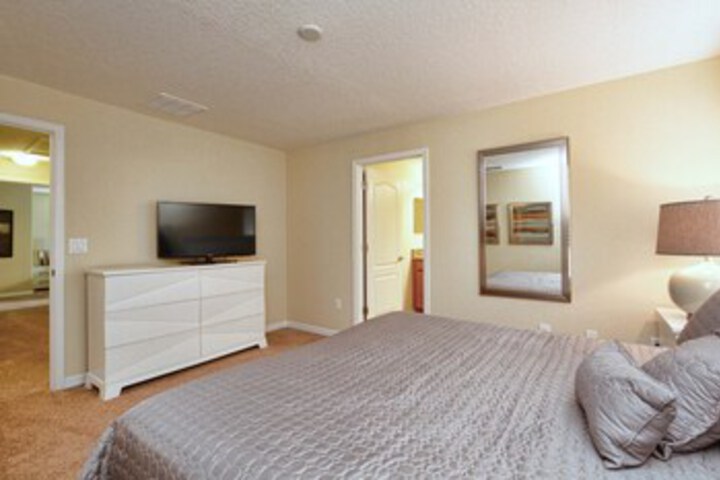 Room 35 of 35