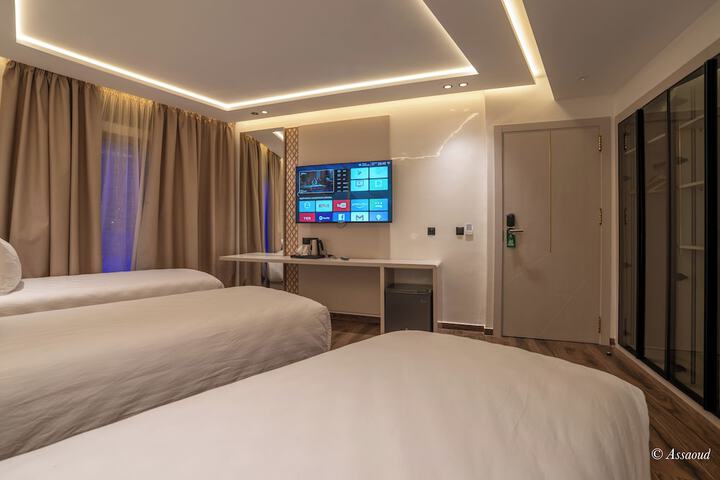 Room 15 of 30