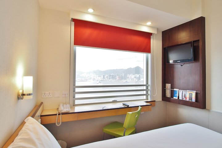 Room 39 of 90