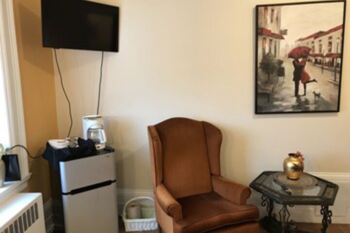 Room 38 of 108