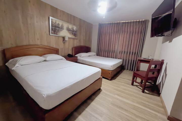 Room 4 of 32
