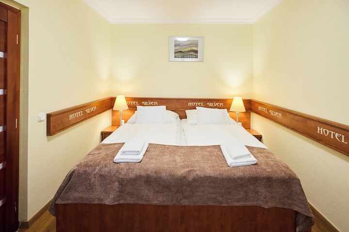 Room 43 of 171