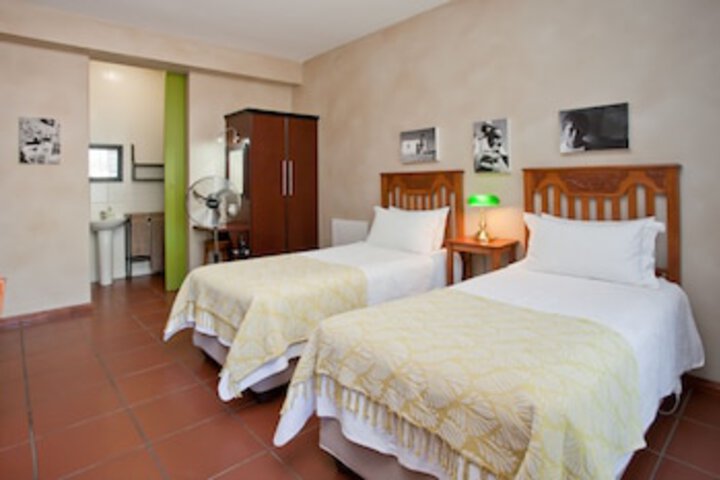 Room 37 of 150