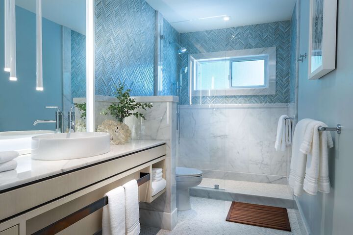 Bathroom shower