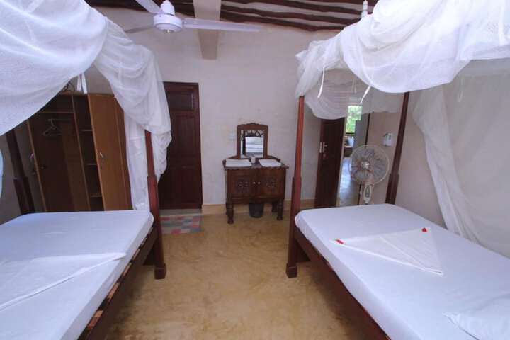 Room 7 of 21