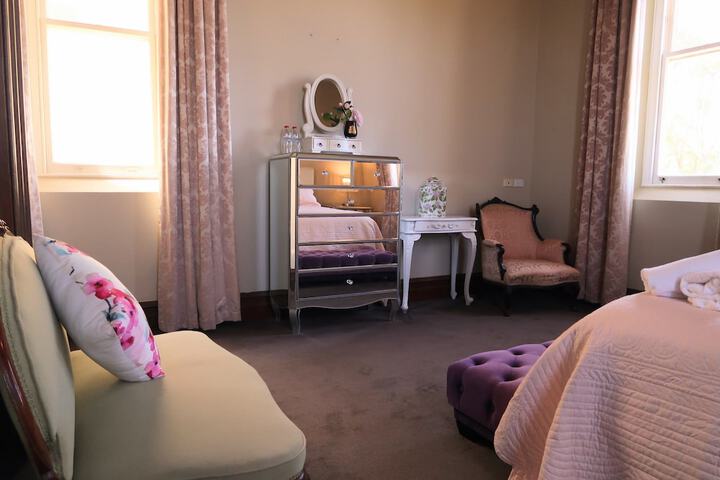 Room 29 of 84