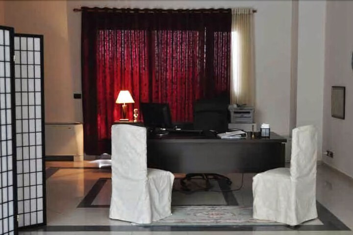 Hotel Interior 11 of 29