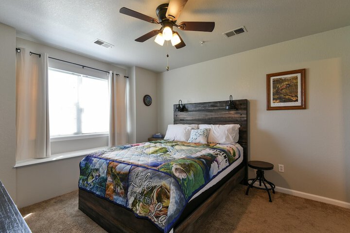 Room 6 of 35
