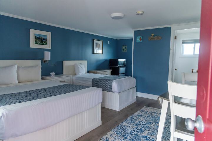 Room 9 of 35