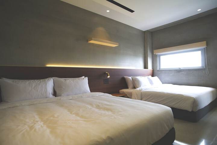 Room 11 of 138