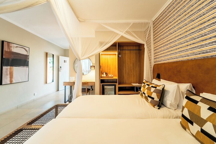 Room 55 of 207