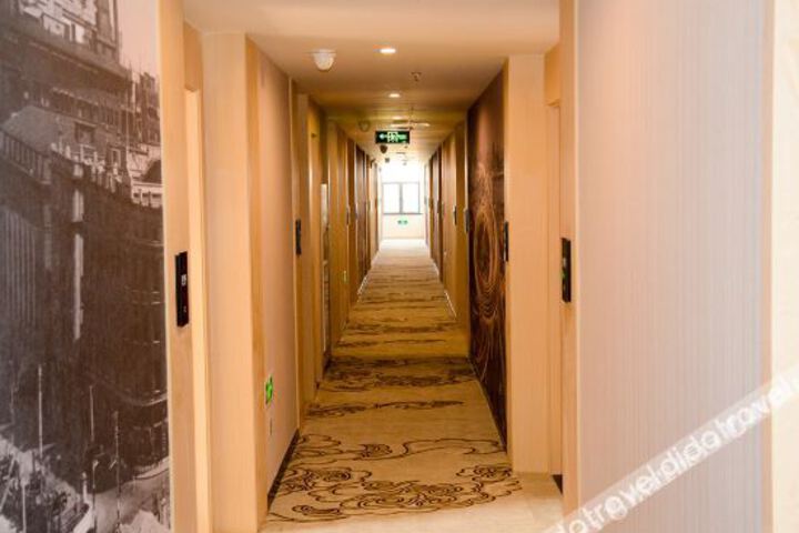 Hotel Interior 11 of 23