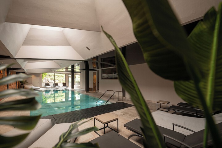Pool 23 of 58