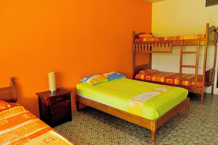 Room 16 of 93