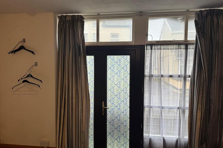 Room 60 of 156