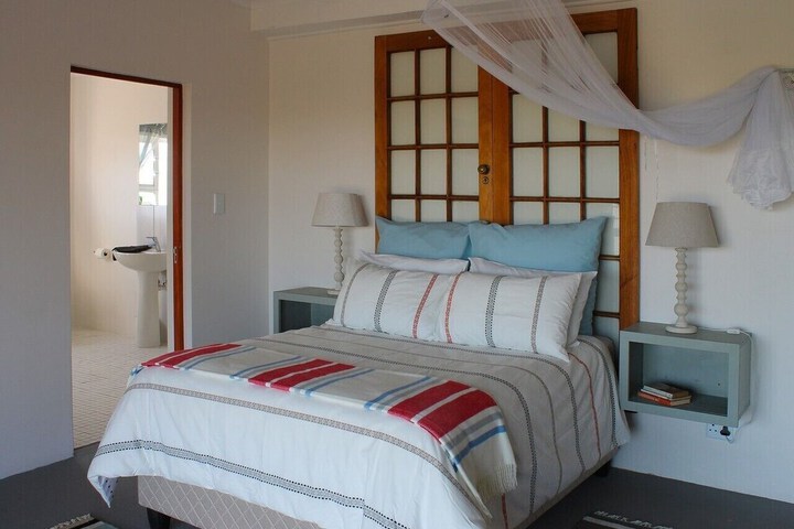 Room 3 of 62