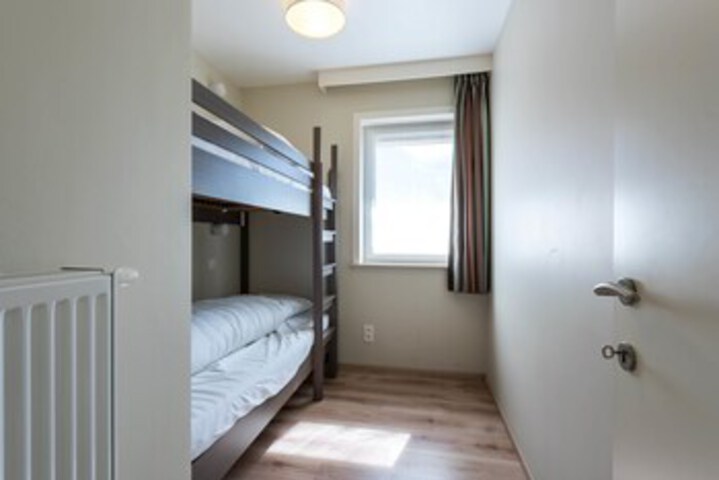 Room 5 of 15
