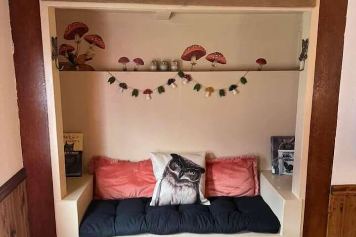 Room 72 of 97