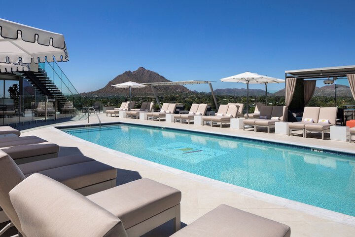 Rooftop pool
