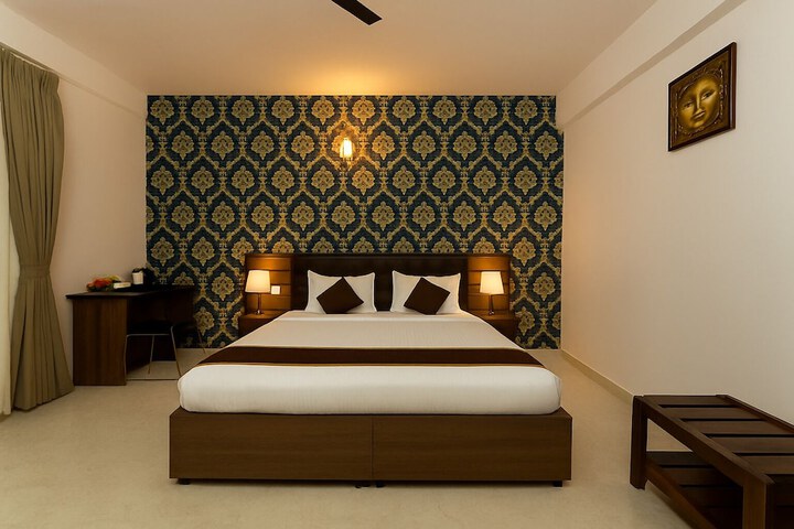 Room 12 of 42