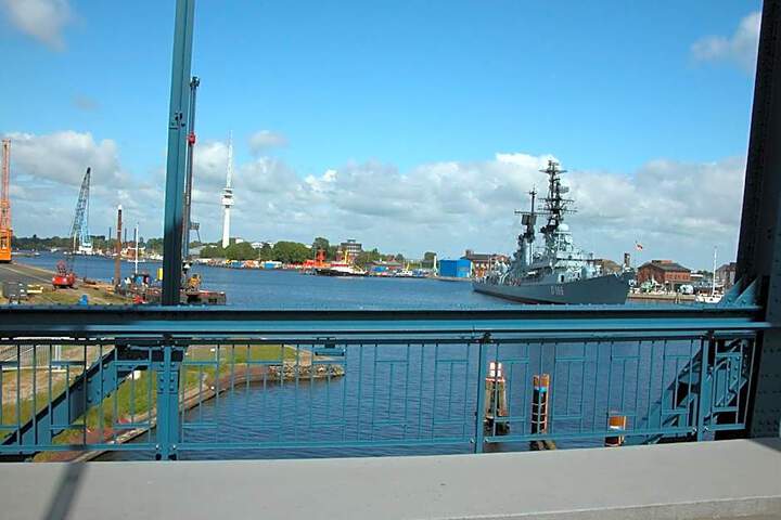 Photo 12