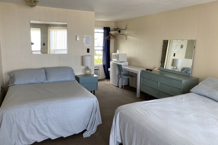 Room 5 of 84