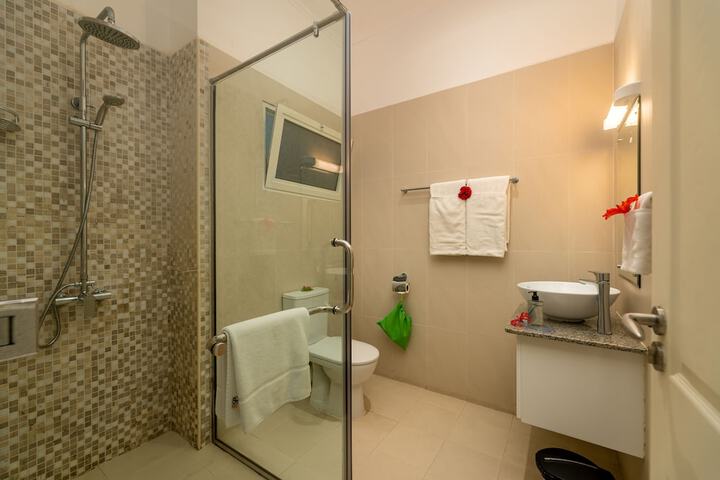 Room 47 of 114