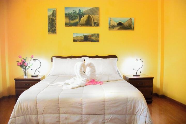 Room 4 of 13