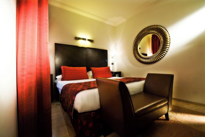 Room 32 of 92