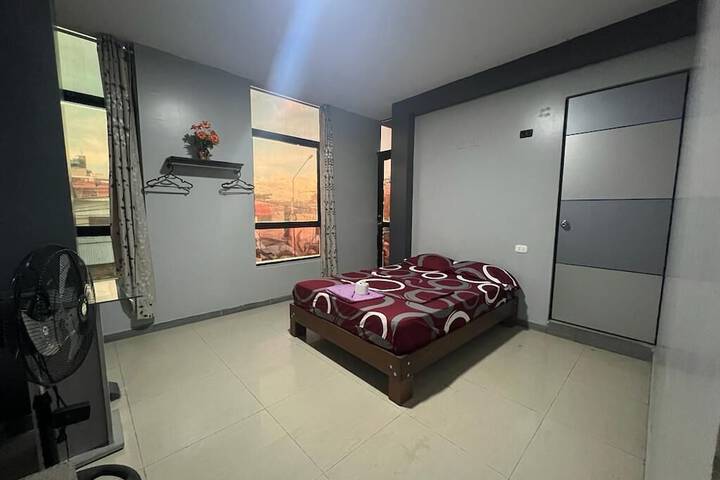 Room 8 of 25