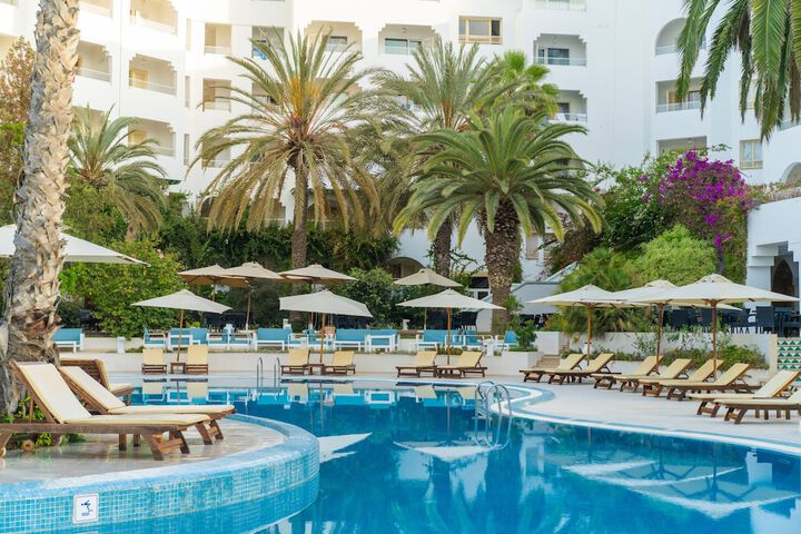 Pools & Facilities