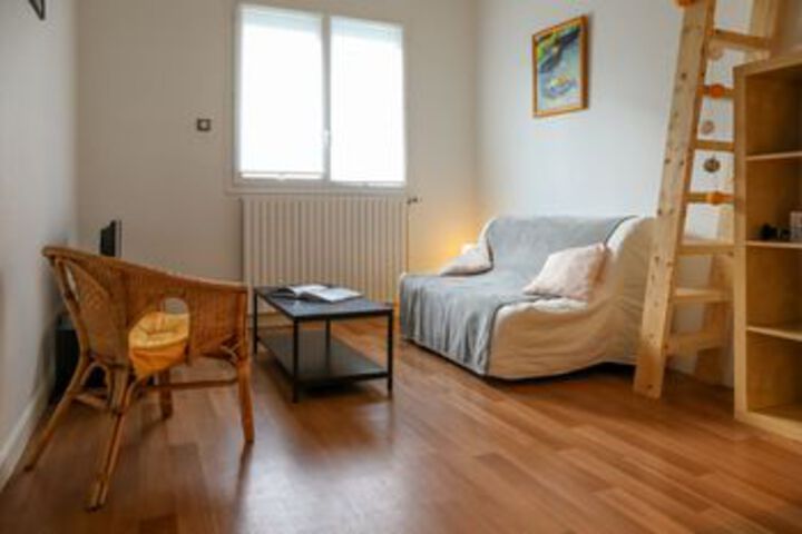 Room 17 of 18