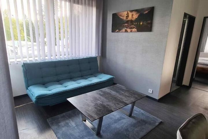 Room 10 of 66