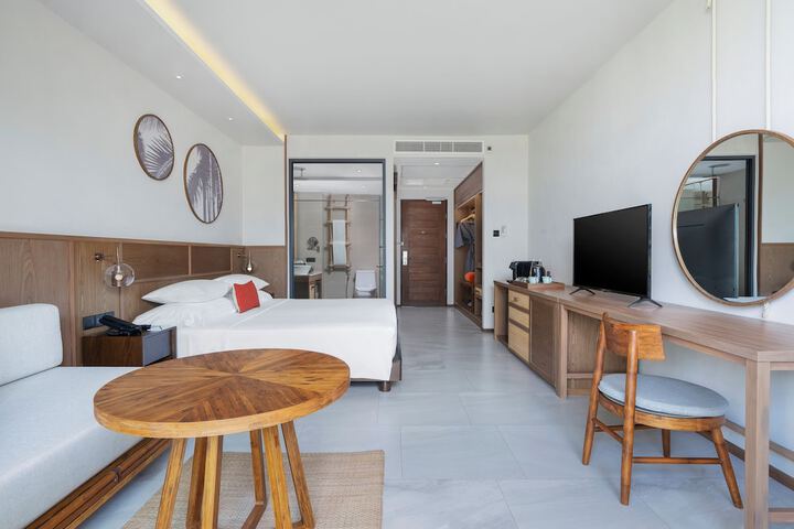 Room 39 of 245