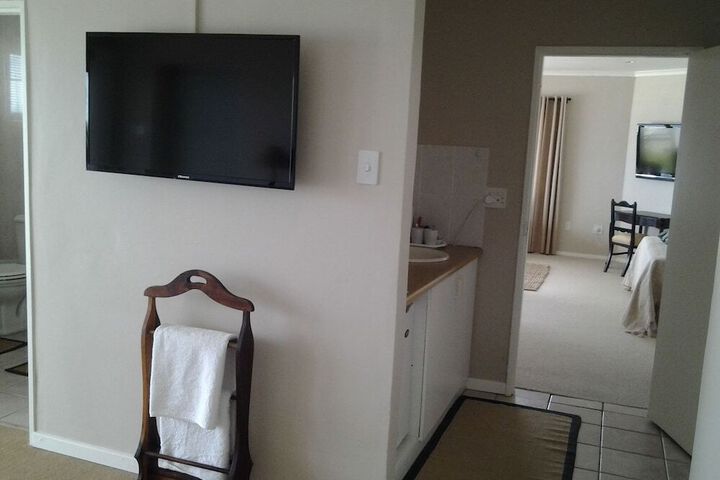 Photo 5