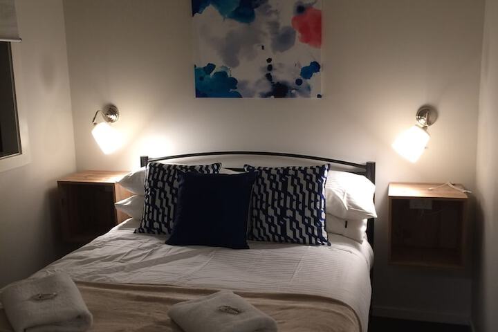 Room 16 of 220