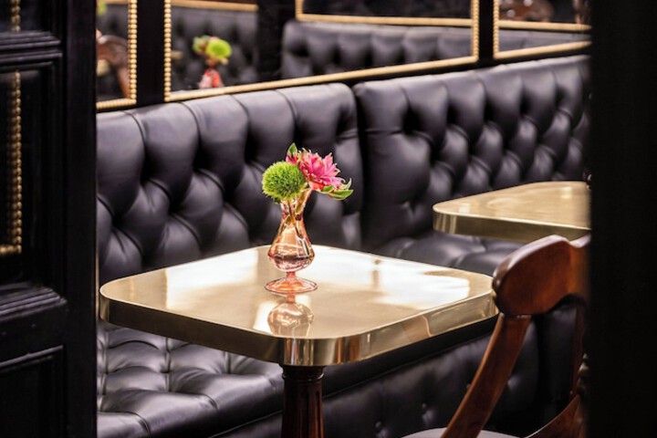 Lounge 163 of 179