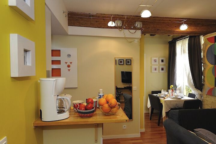 Room 413 of 648