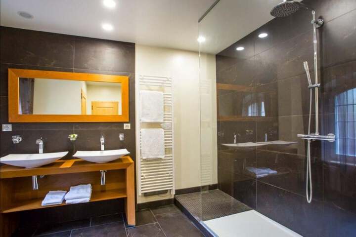 Room 19 of 51