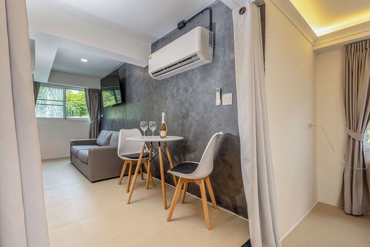 Room 45 of 227