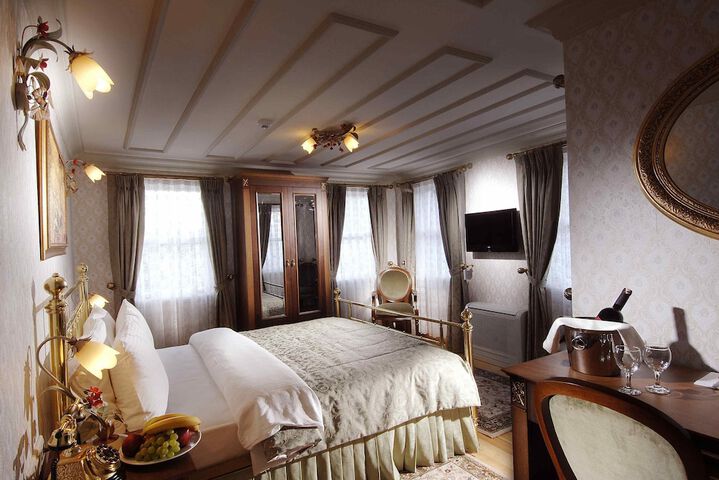 Room 10 of 55