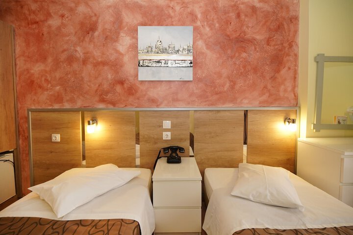 Room 88 of 100