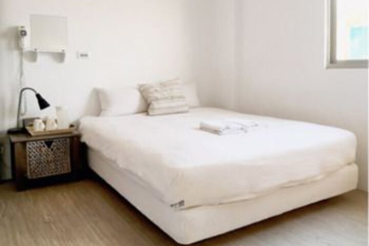 Room 7 of 15