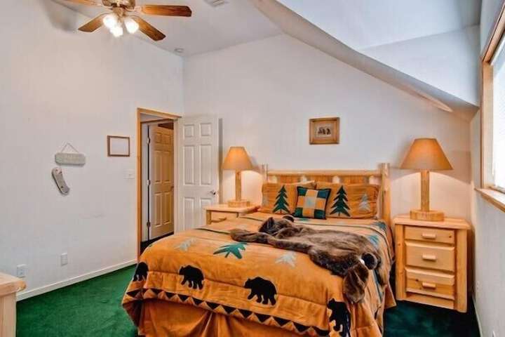 Room 6 of 22