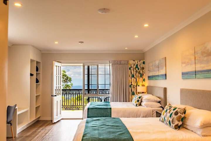 Room 5 of 37