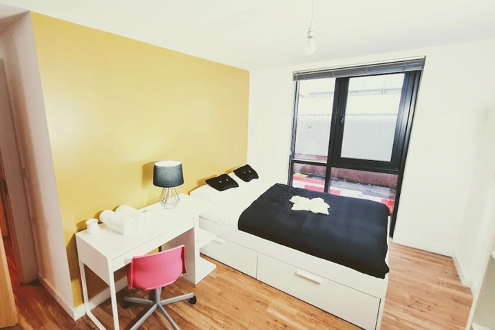 Room 3 of 17