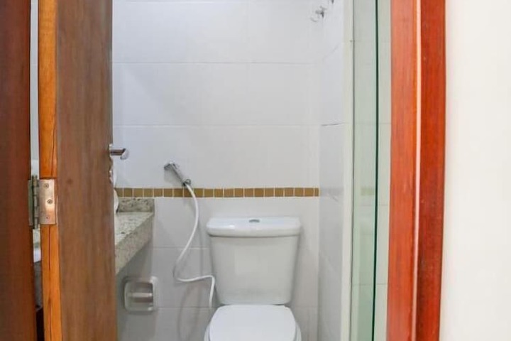 Room 8 of 13