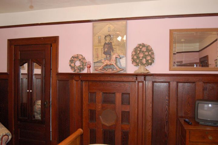 Room 15 of 23