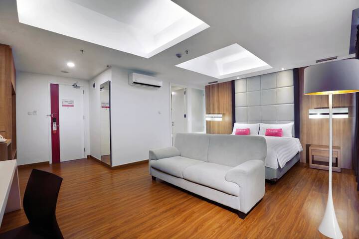 Room 7 of 25