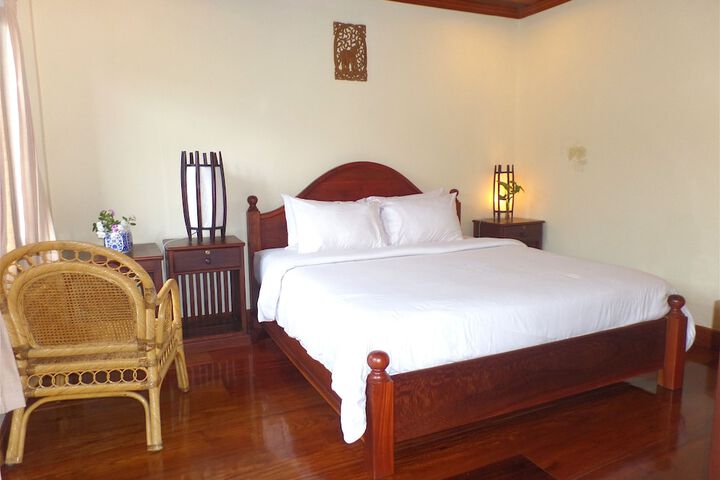 Room 15 of 38